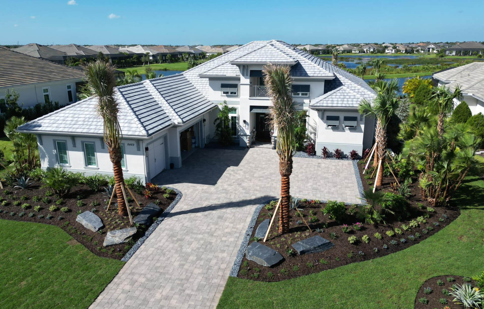 Driveway expansion Lakewood Ranch home with clean edges and upgraded approach